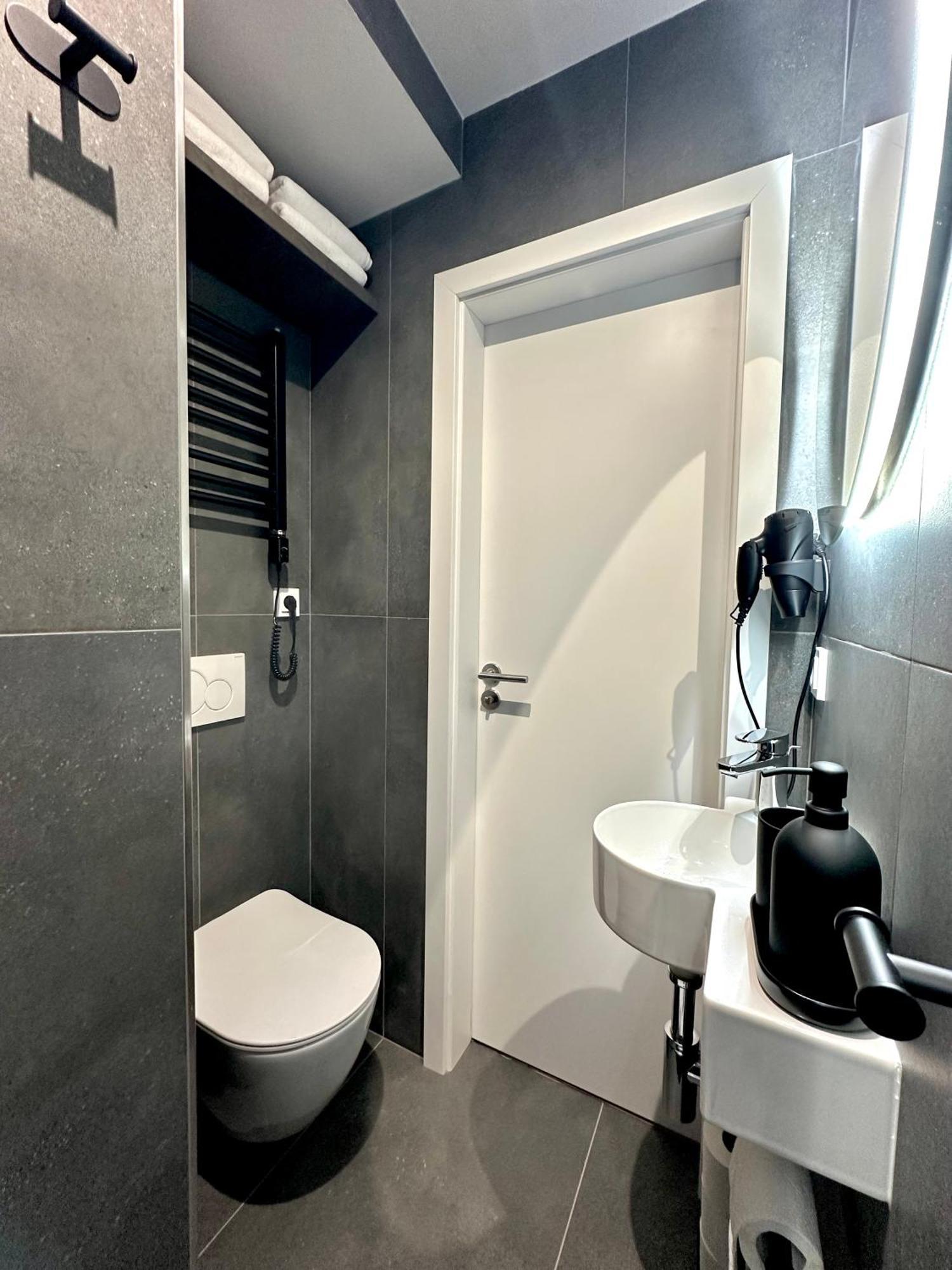 Botanique Rooms With Sauna By Homester Brno Esterno foto