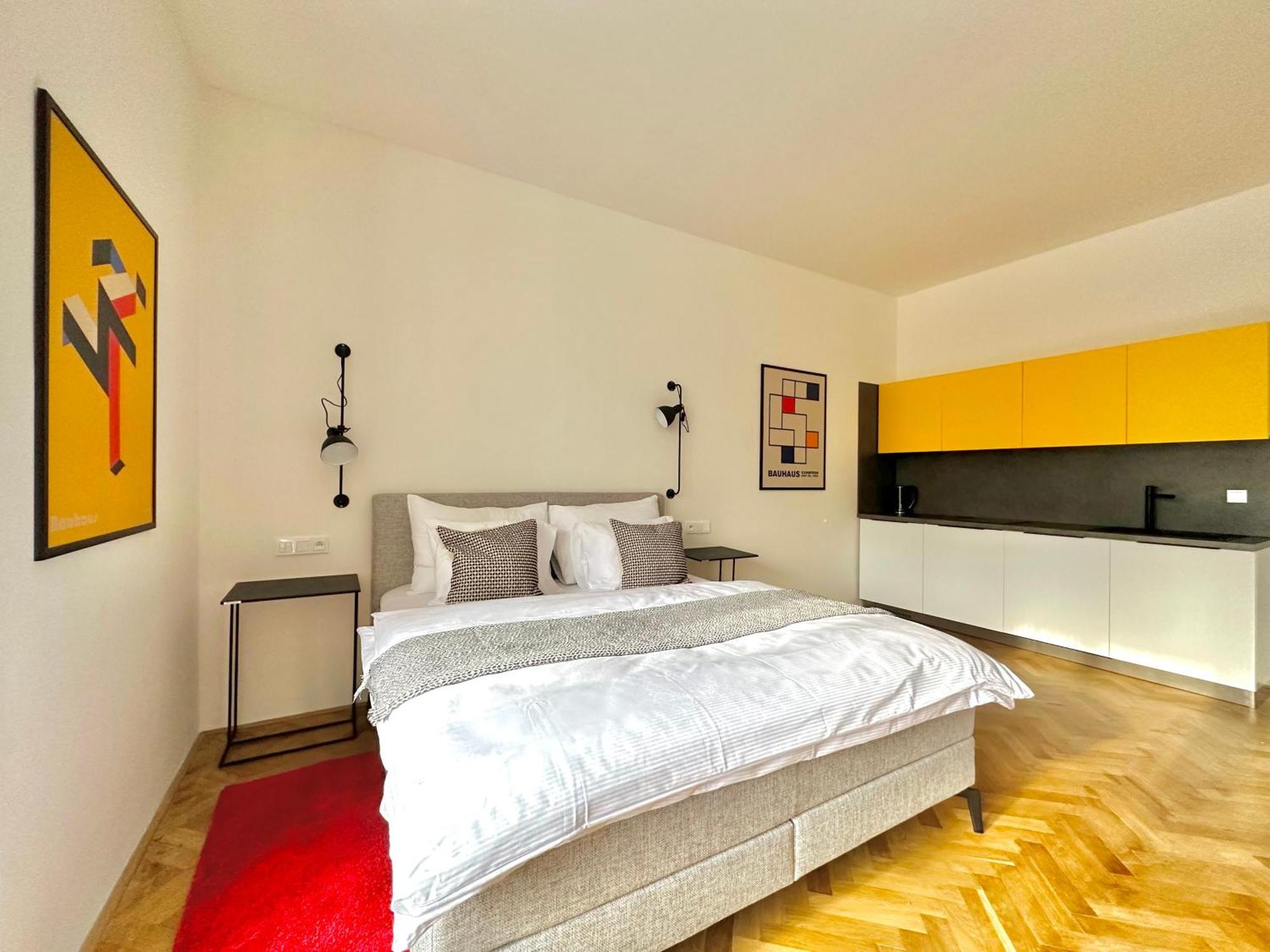 Botanique Rooms With Sauna By Homester Brno Esterno foto