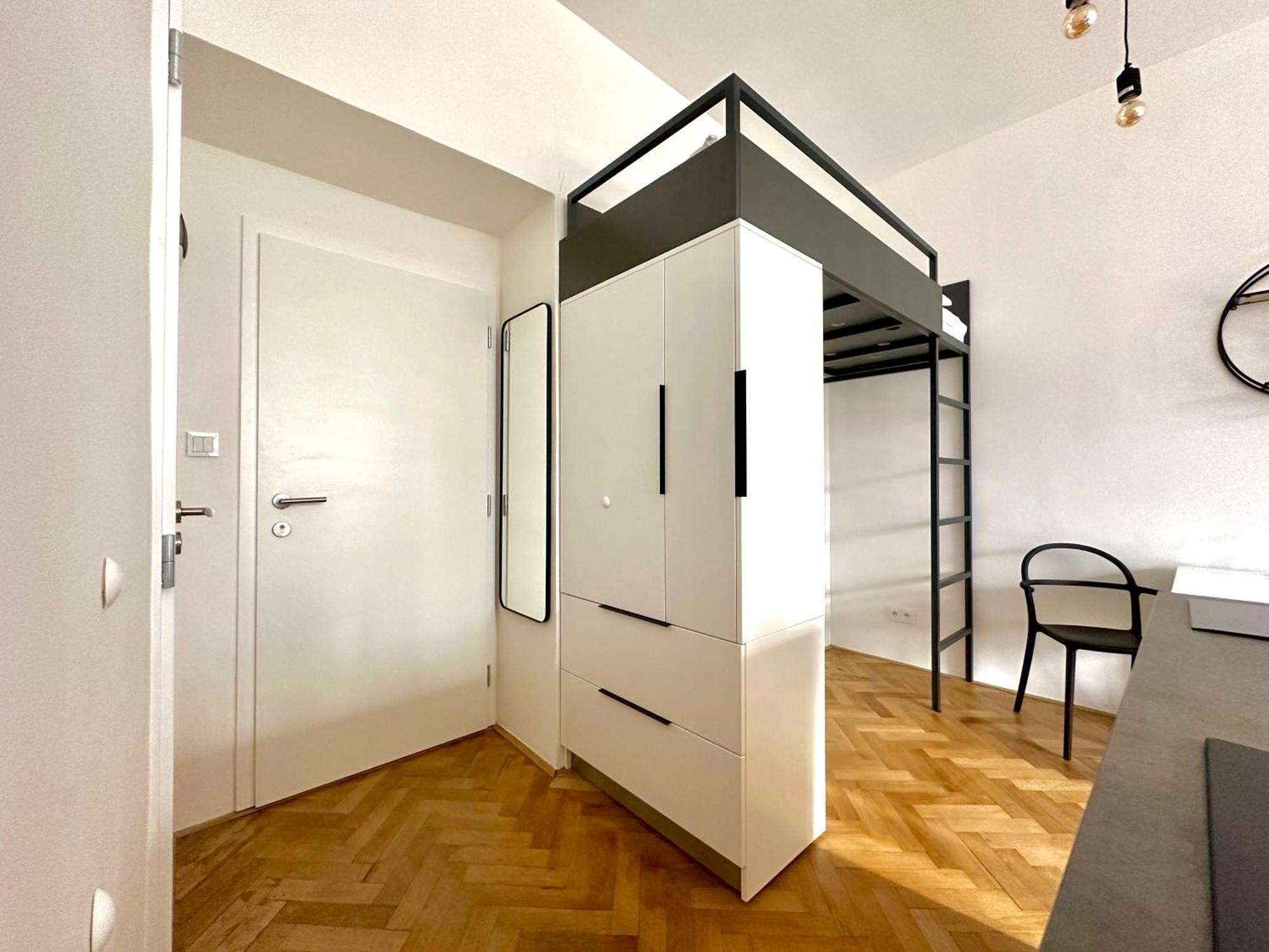 Botanique Rooms With Sauna By Homester Brno Esterno foto